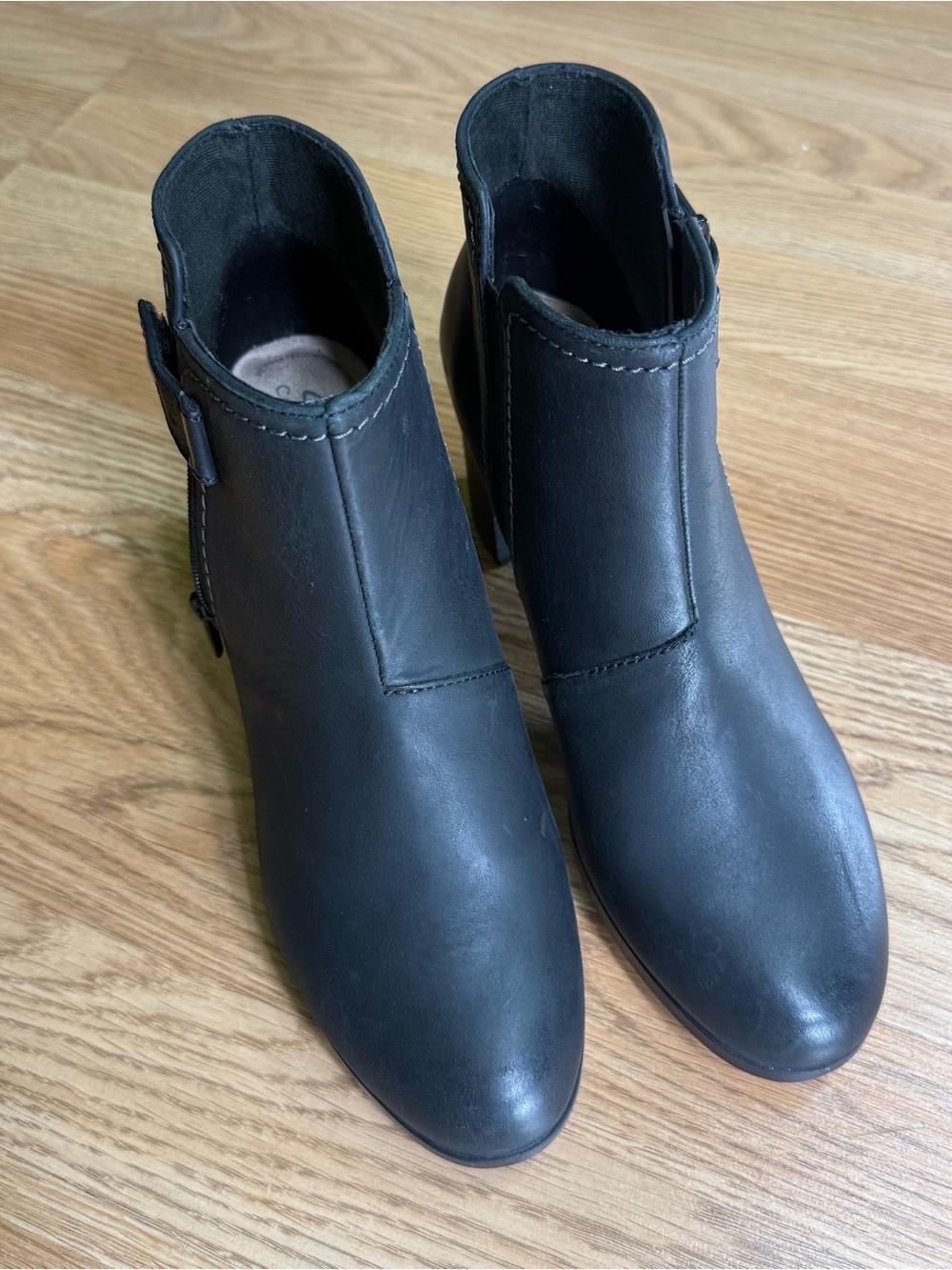 Clark’s Women’s Black Bootie Size 8.5